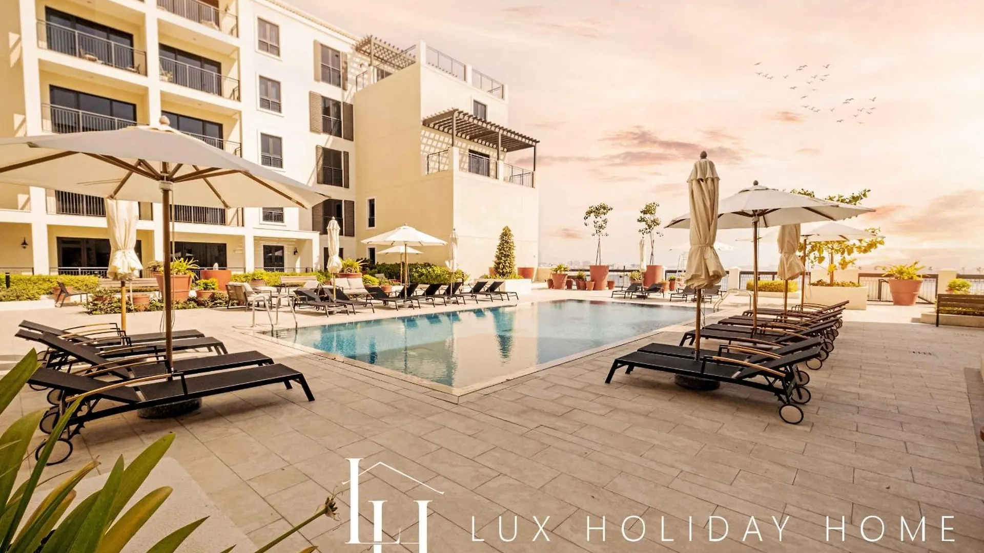Lux The La Mer By The Sea Suite 4 Dubai
